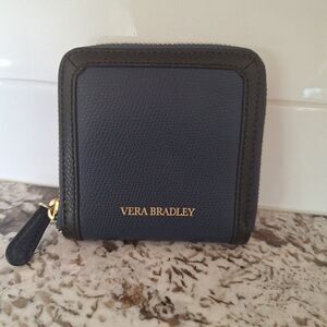 Vera Bradley wallet‎